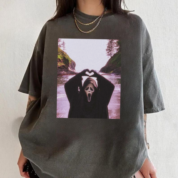 Vintage Ghost Face Heart Hands TShirt