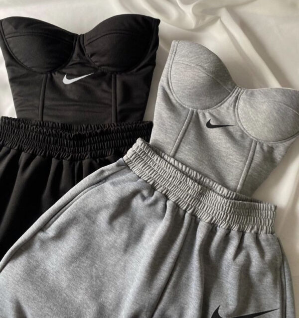 Camellia Sporty Nike Jogger Set