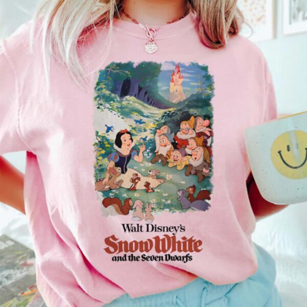 90s Disney Snow White TShirt - Image 3