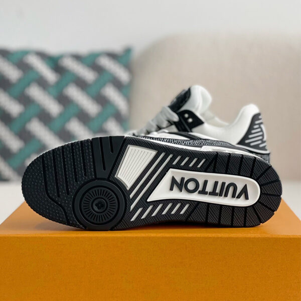 LV Trainer Sneakers Bling Black - Image 7