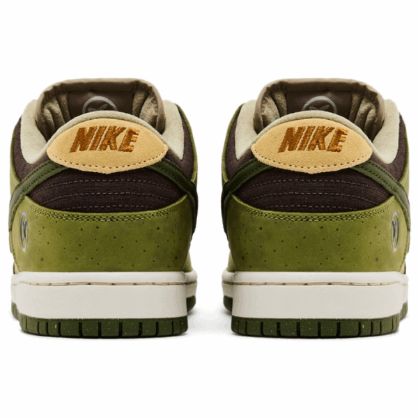 SB Dunk Low Yuto Matcha - Image 4