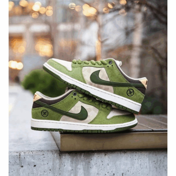 SB Dunk Low Yuto Matcha - Image 2