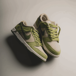 SB Dunk Low Yuto Matcha
